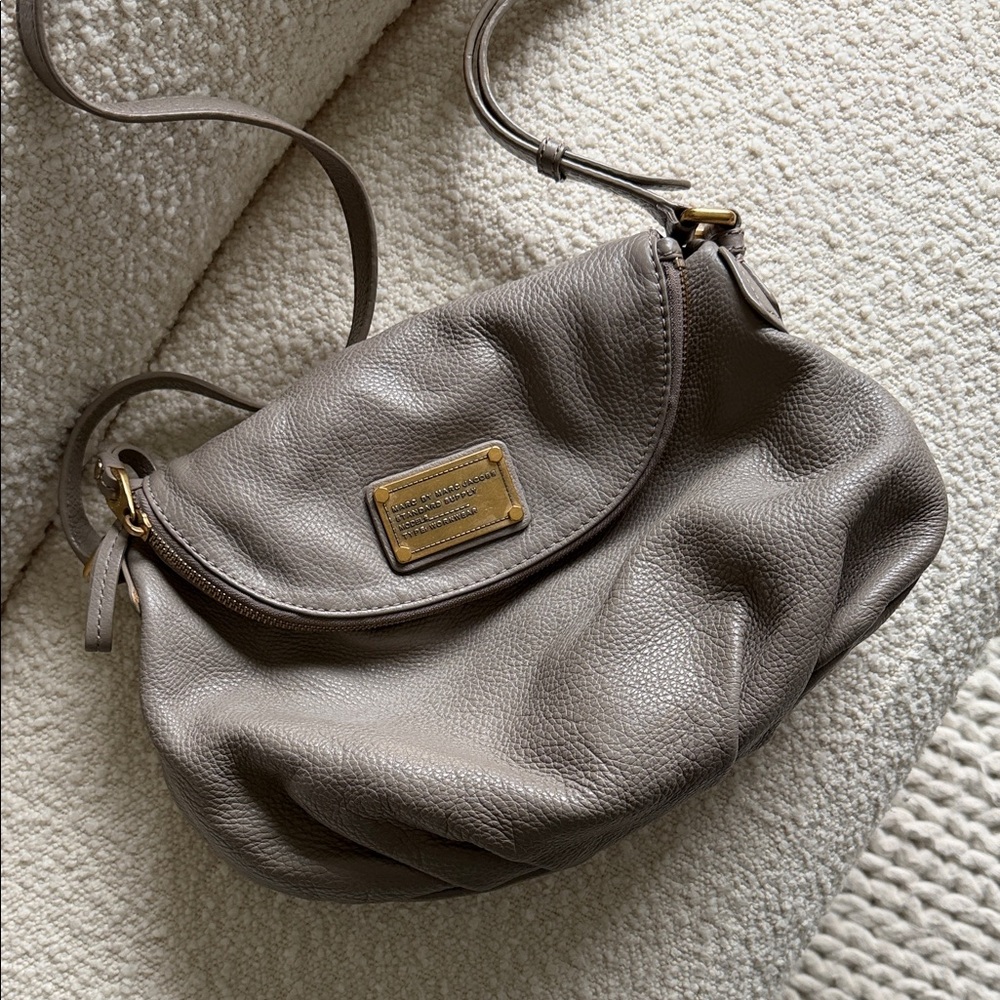 Marc Jacobs Taupe Leather Shoulder Bag